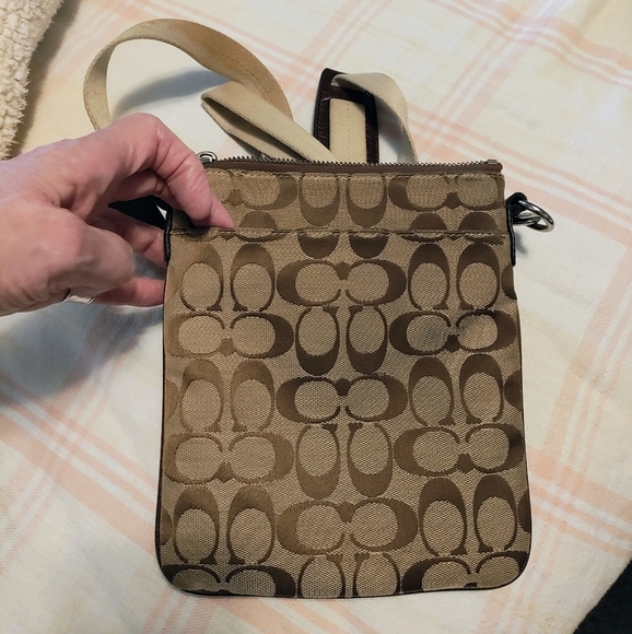 Coach "Legacy Signature Stripe Swingpack" Crossbody Bag Khaki Brown Purse! - Picture 3 of 11